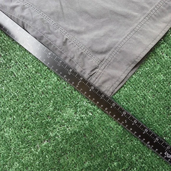 Kuhl Men Charcoal Gray Cargo Shorts Outdoor Hiking Size 14 35 Waist Multi Pocket - Picture 6 of 7